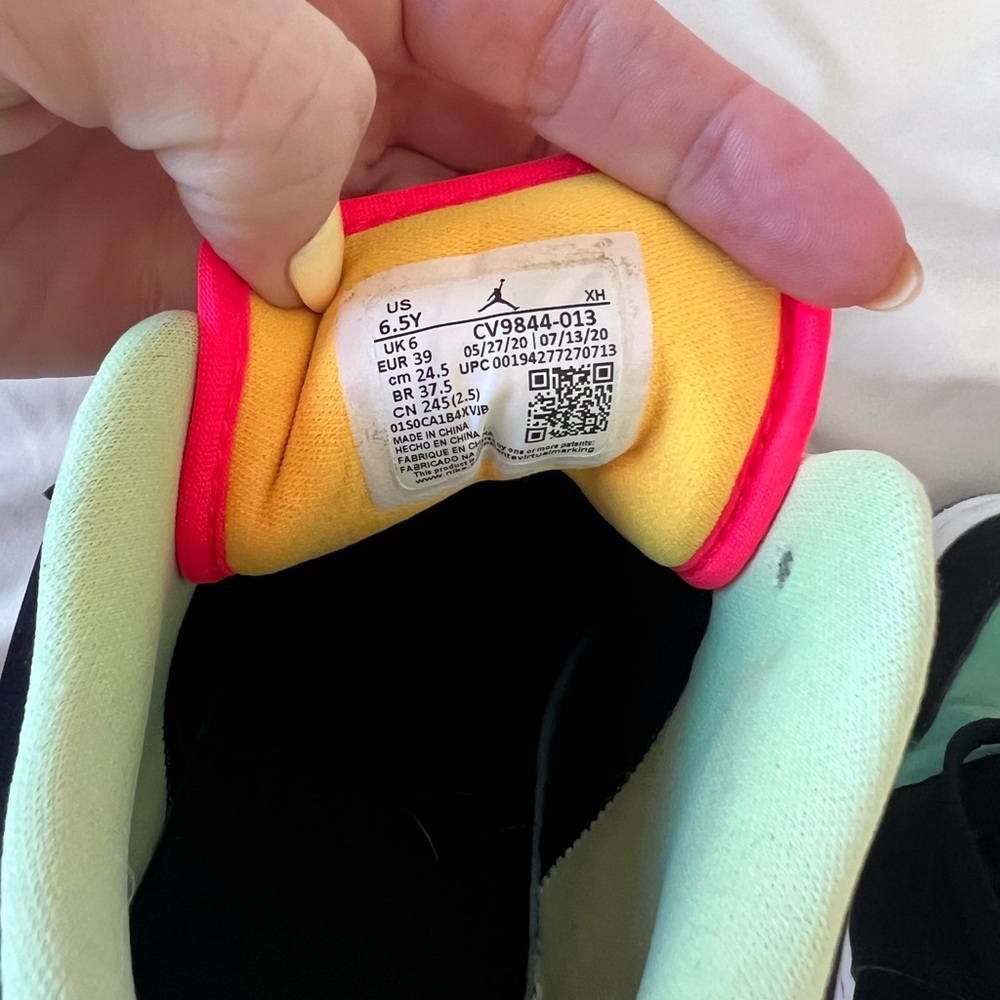 Air Jordan 1 Low SE GS 'Aurora Green' 6.5 Y women’s 8 - Picture 5 of 5